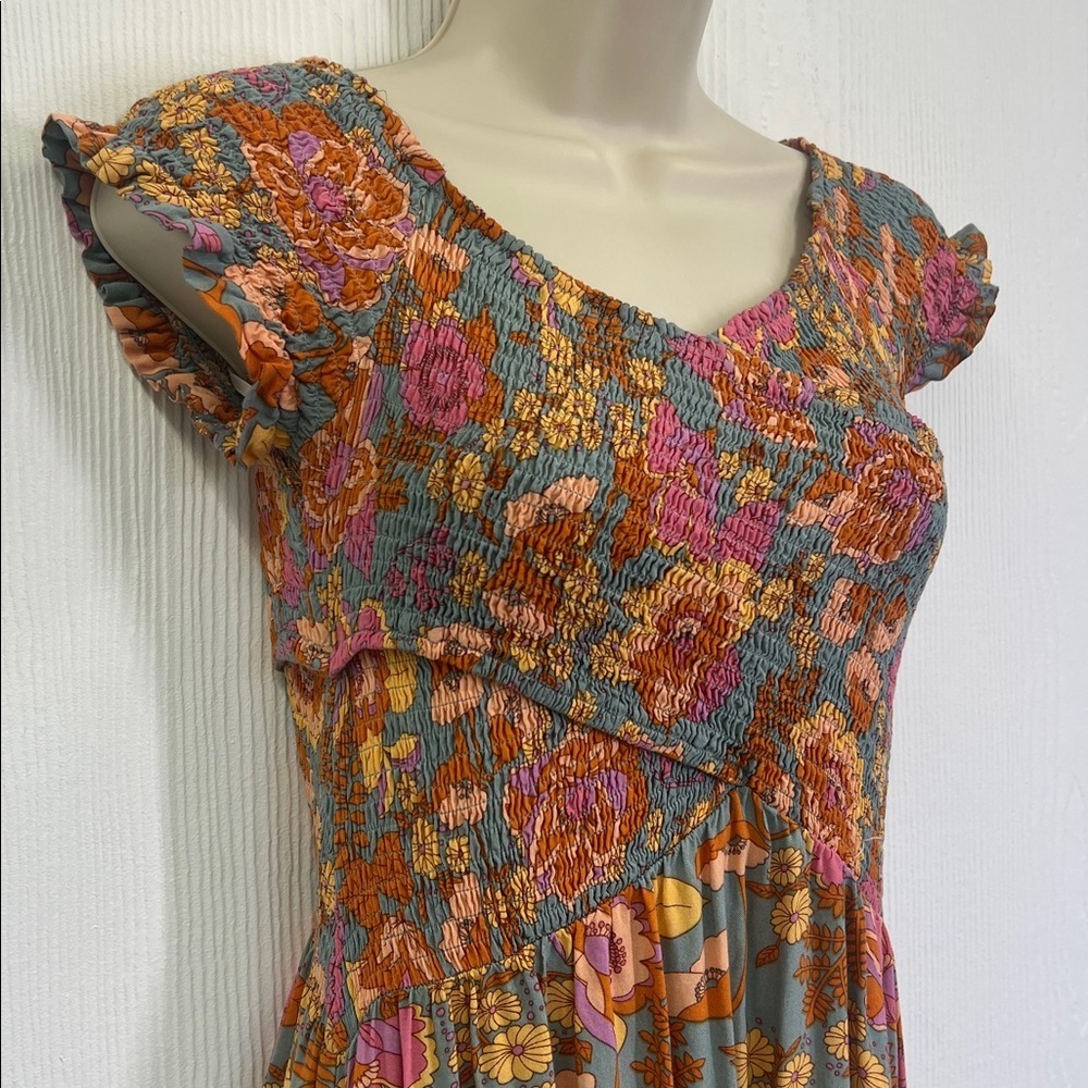 Aakaa - Colorful Floral Smocked Cross Chest Slit Long Maci Dress Size Small - Picture 2 of 12